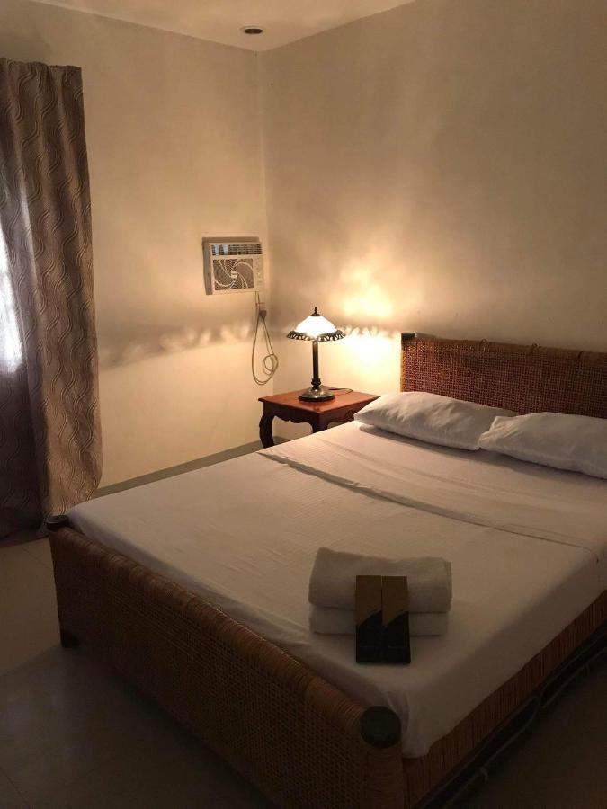 مدينة روكساس Hiraya Bed And Breakfast الغرفة الصورة